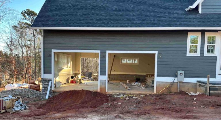 Four Benefits of Overhead Door Maintenance