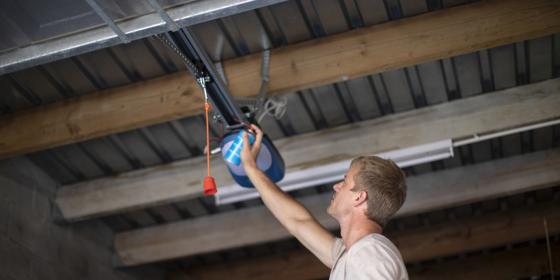 How to Tell if You Need Garage Door Opener Repair