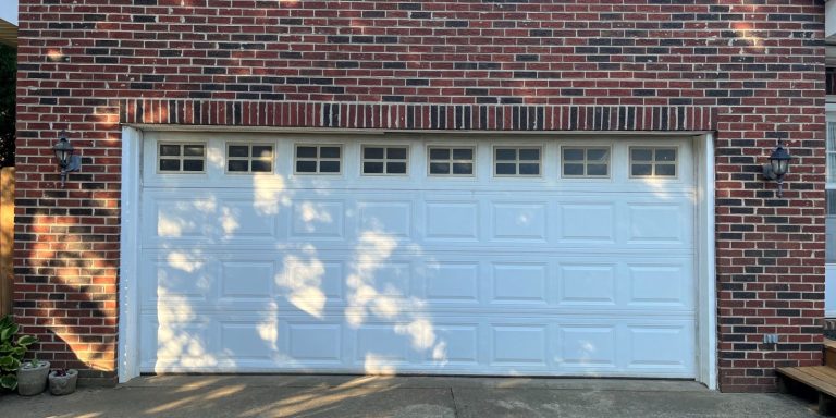 What to Expect During a Professional Garage Door Tune-Up