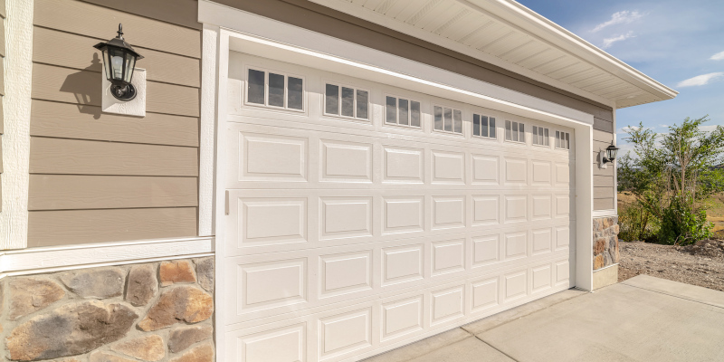 Garage Door Maintenance in Mooresville, North Carolina